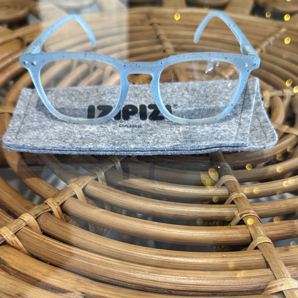 IZIPIZI Blue Speckled Glasses